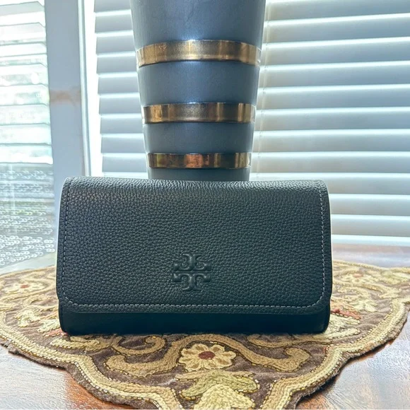Tory Burch Black Crossbody Purse and Card Holder - Picture 2 of 7